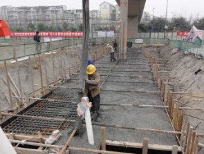 成錦樂路工程隧道樁基托換工程